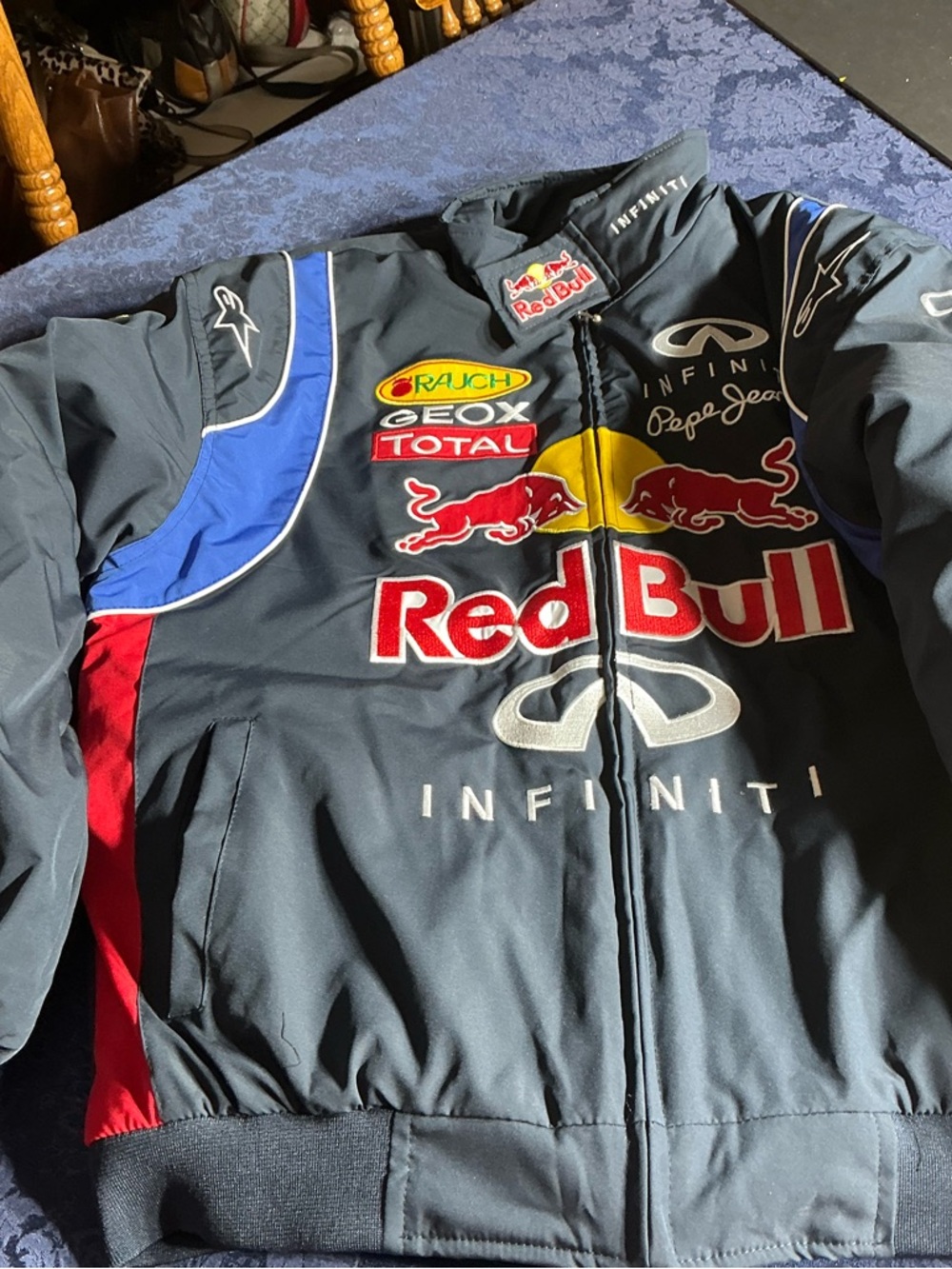 Red Bull Infiniti Racing Team Jacket - Navy with Red & Blue Accents - Picture 3 of 9